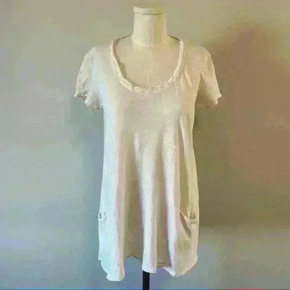Anthropologie Left Of Center Scoop Neck White Oversized T-Shirt Button Up Back - Picture 5 of 12